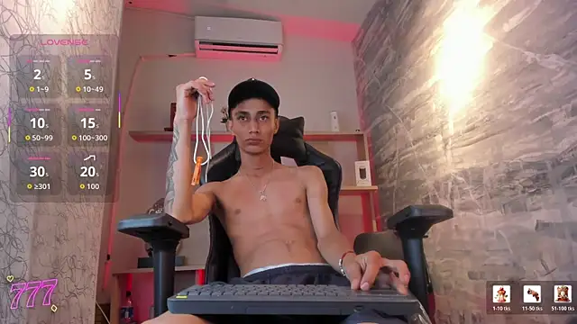 Živý XXX chat LucasJhonson_