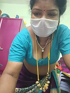 tamil-kamakanni Chat XXX in diretta