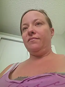 Chatroom XXX en direct de julimonroe