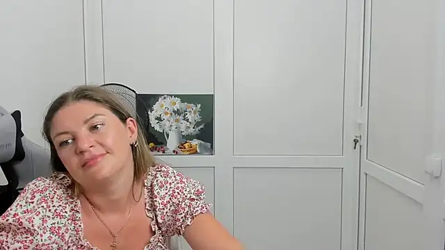 MiaSummerr_: απευθείας συνομιλία ΧΧΧ