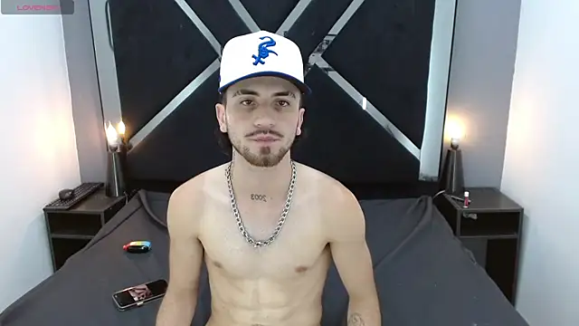 Lucas_Knightn Live XXX chat
