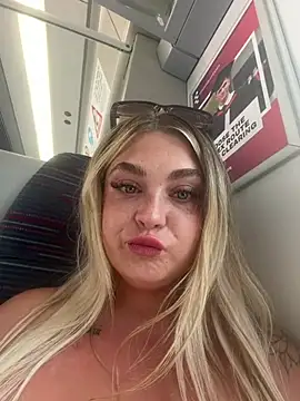 XXX chat uživo modela blairbella