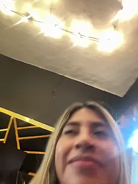 Kimmiebellarie Adlı Modelin Web Kamerası Şovu