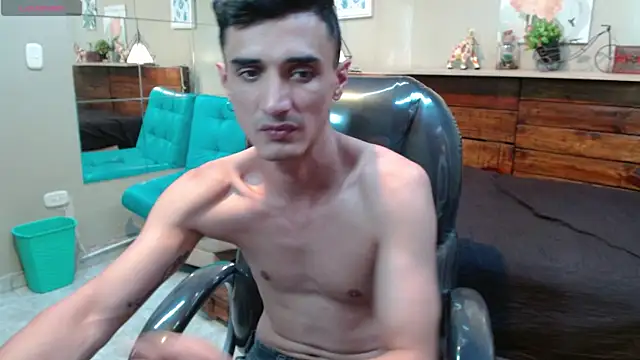 Chat +18 de FelipeFriendly ao vivo