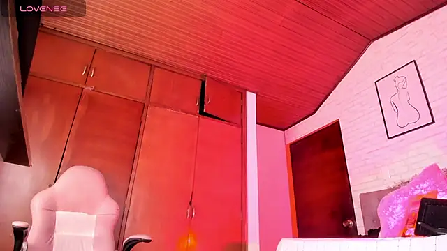 Kitty_Pam Live XXX-chat