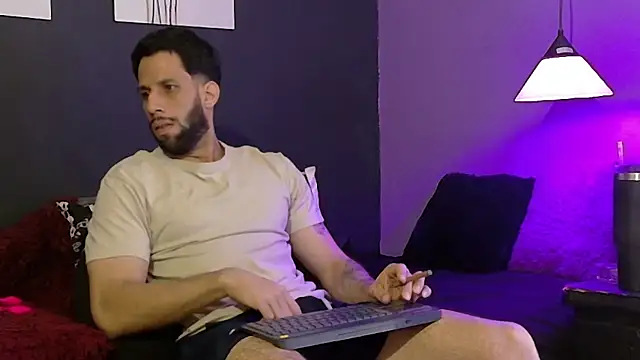 Karim_mansur élő XXX-chatje