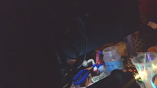 צ'אט XXX בשידור חי של 0SEANX