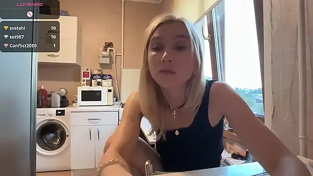 XXX chat uživo modela AngelJeni