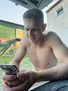 XXX chat uživo modela VelvetKingg