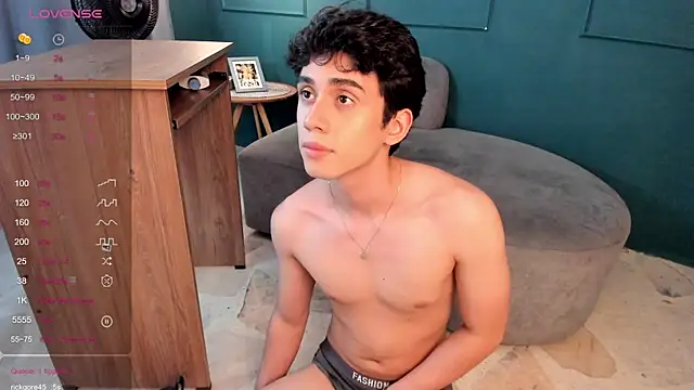 Chat XXX en directo de Milan_saint