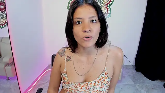 Онлайн чат XXX Candy_fox_19
