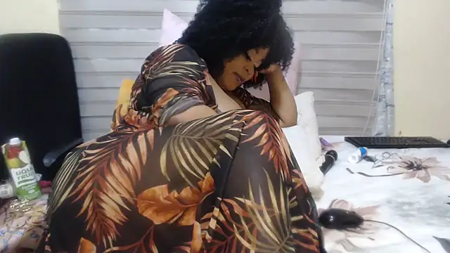 دردشة Foxybrownxx1 الجنسية المباشرة