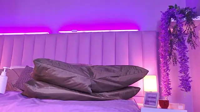 Živý XXX chat LunaBaxter_