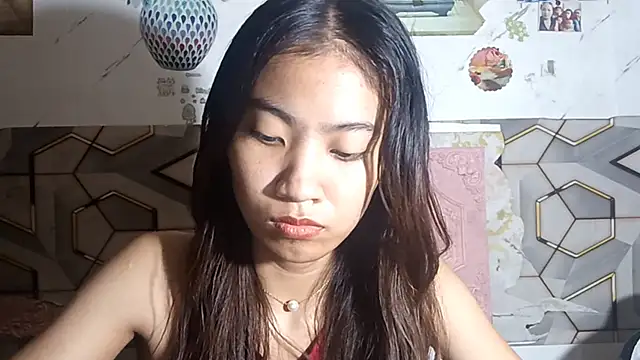 DeeannGunby Live XXX-Chat