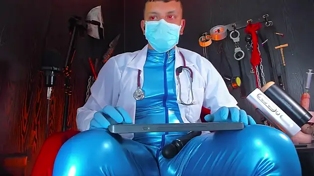 Онлайн чат XXX Master_Connor_BDSM