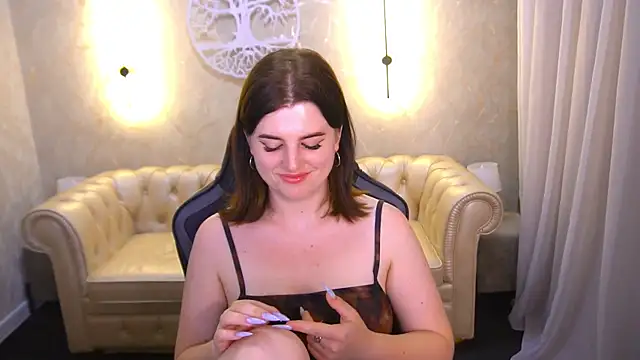 Chatroom XXX en direct de KristiFoxy