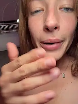 SugarLily24 Webcam show