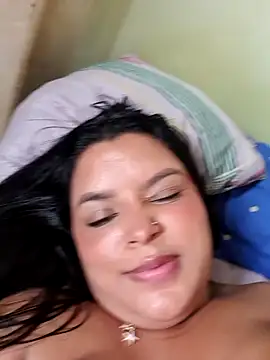 Albanis1 Adlı Modelin Canlı XXX Sohbeti