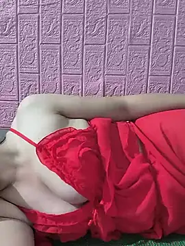 XXX chat uživo modela juicy-milu