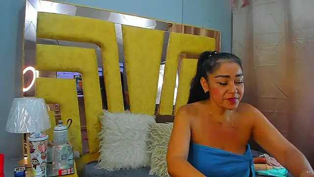 Chat XXX ao vivo de VikyThomsonn