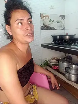 צ'אט XXX בשידור חי של zamarasexy