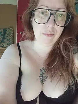 Chat +18 de Dunnitta ao vivo