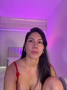 ArianaReynoldss' Live XXX Chat