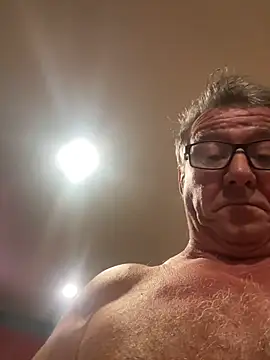 capitaine111's Live XXX Chat
