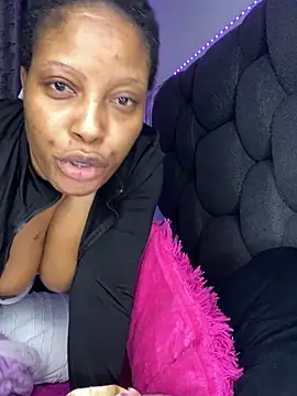 RainBougie – Live XXX-chat