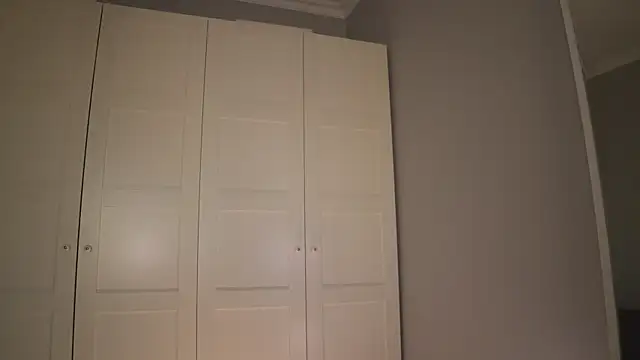 -JuicyMolly-n Live XXX chat