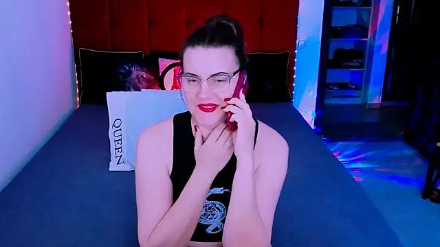 Chat +18 de EvelynPorshe ao vivo