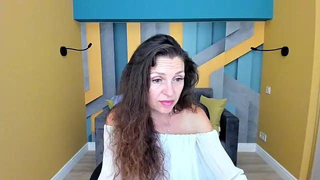 EllaLong live XXX chat
