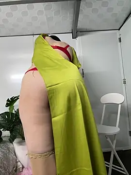 Nana-19 Chat XXX live