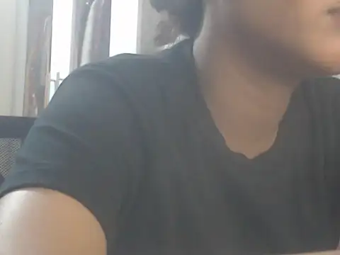 NancyRuvi XXX чат на живо