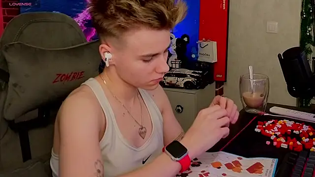 Онлайн чат XXX Jean_Willson