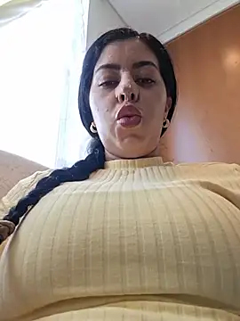 Luianna's Live XXX Chat