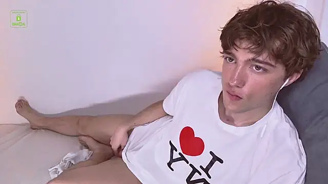 צ'אט XXX בשידור חי של mark_shot