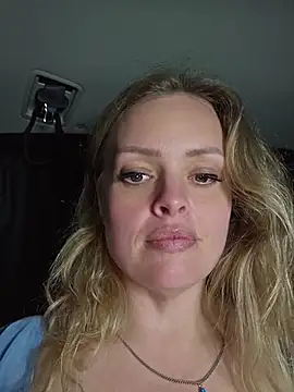 دردشة Bridgette03 الجنسية المباشرة
