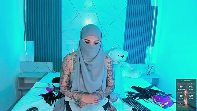 Nayla-Mouna's Live XXX Chat