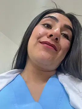 CAROLINE__07's Live XXX Chat