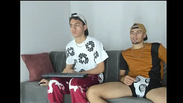 Charlie_Scorpion's Live XXX Chat