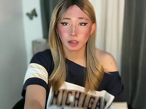 دردشة Miss_CandyX الجنسية المباشرة