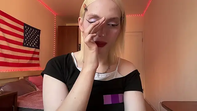แชท XXX สดของ llinabarbie