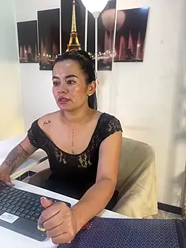 Nicooll_07 Chat XXX in diretta