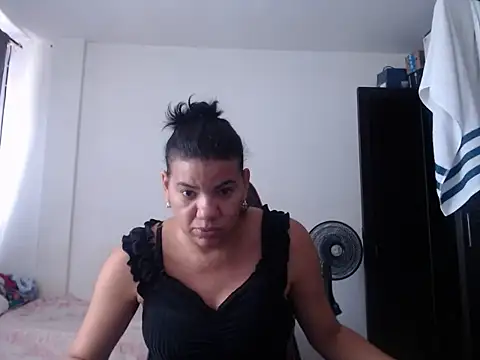Adriana_0312's Live XXX Chat