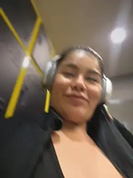 Chat XXX ao vivo de Issane_Peru