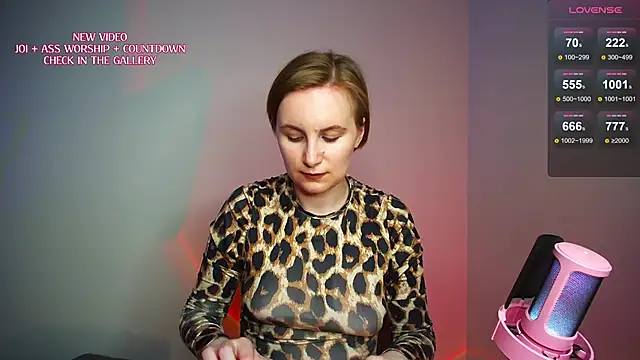 Czat XXX na żywo – KinkyMissCherry