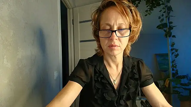 Živý XXX chat LioraWeiss
