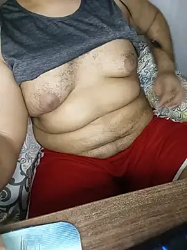 chubbygamer26 Live XXX Chat