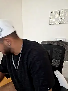 Živý XXX chat BrunoSilva_